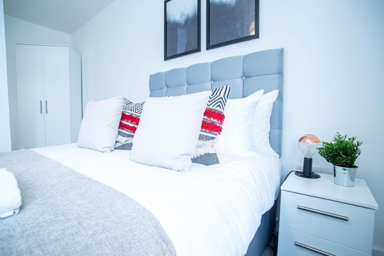 Luxury Apartments Available Next To Train Station - The Wallgate Apartments Wigan - Free Parking Extérieur photo