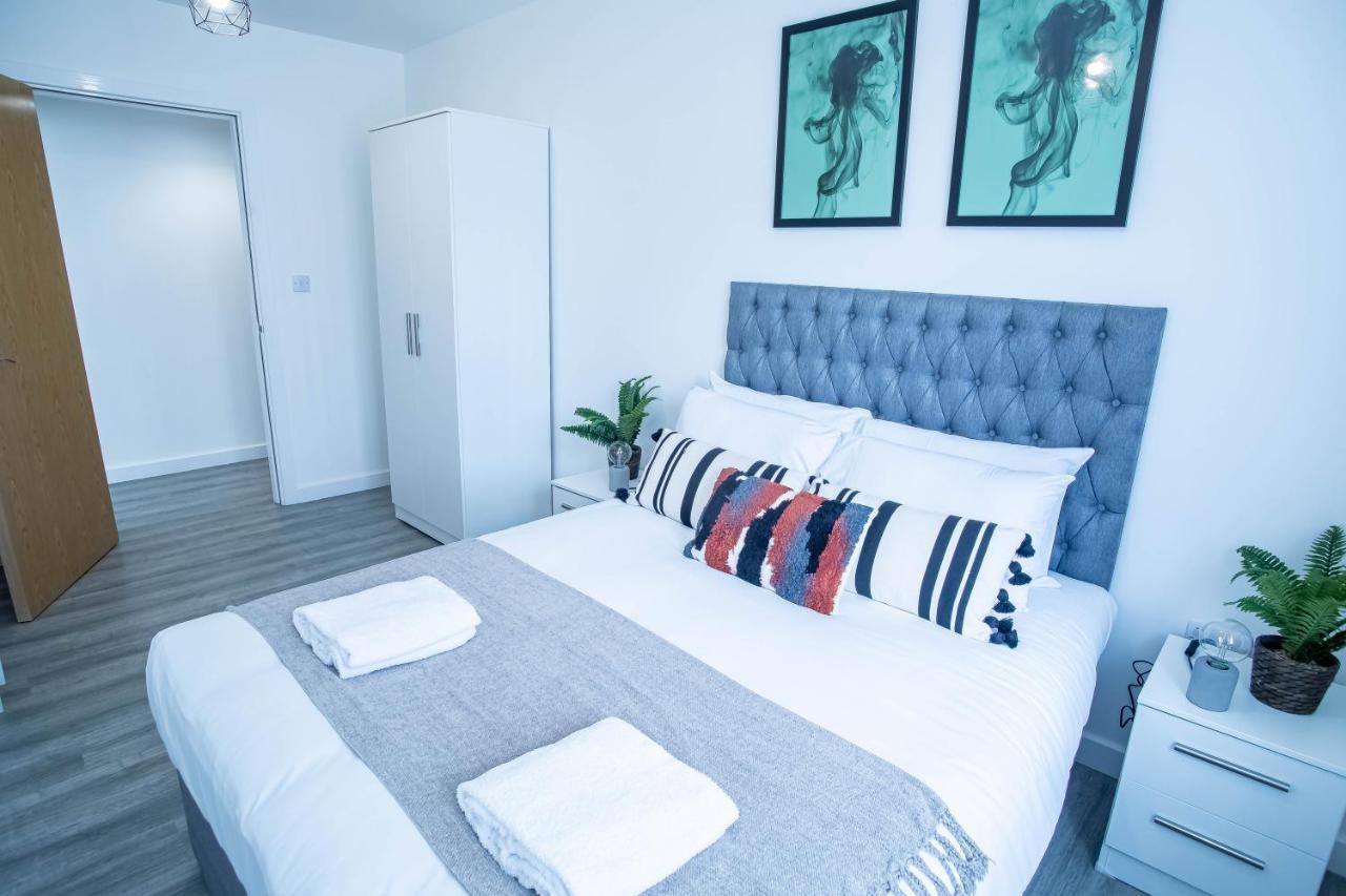 Luxury Apartments Available Next To Train Station - The Wallgate Apartments Wigan - Free Parking Extérieur photo