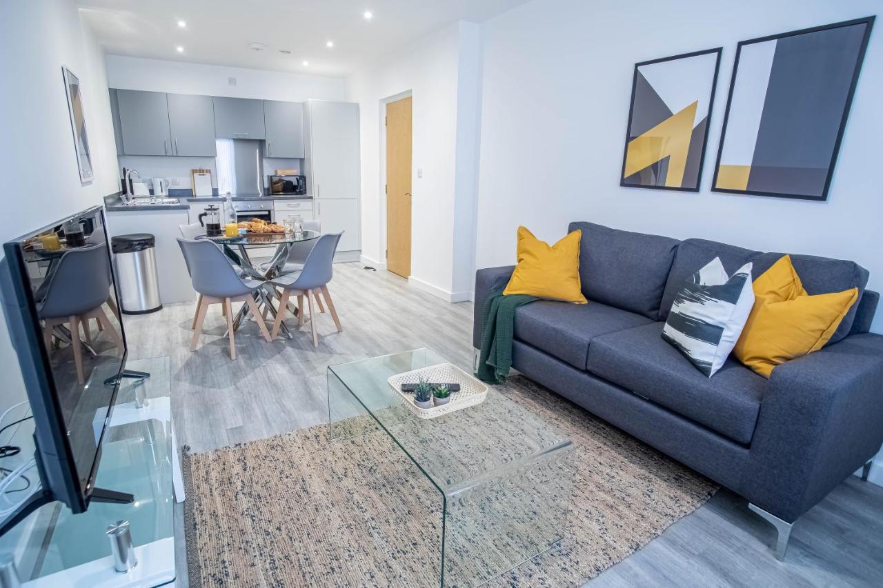 Luxury Apartments Available Next To Train Station - The Wallgate Apartments Wigan - Free Parking Extérieur photo