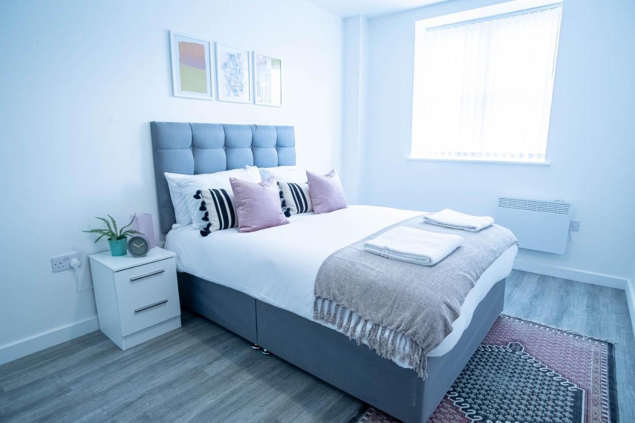 Luxury Apartments Available Next To Train Station - The Wallgate Apartments Wigan - Free Parking Extérieur photo