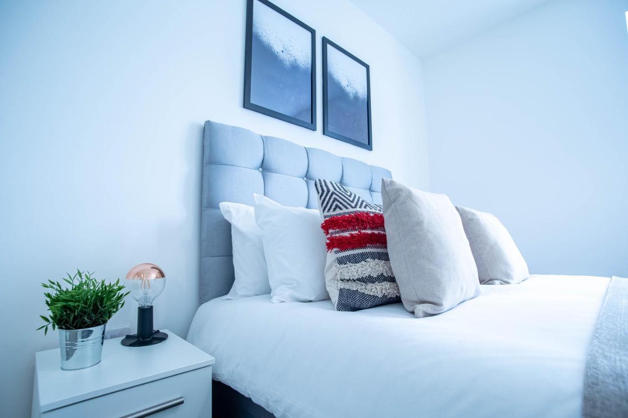 Luxury Apartments Available Next To Train Station - The Wallgate Apartments Wigan - Free Parking Extérieur photo