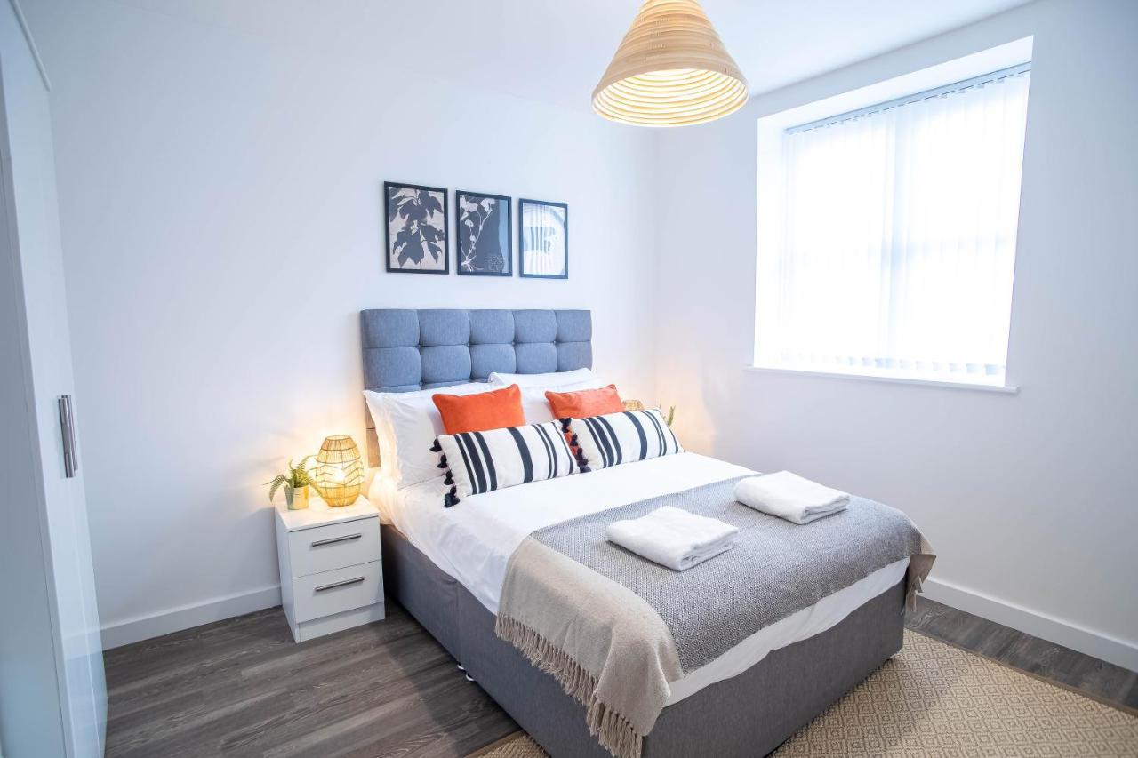 Luxury Apartments Available Next To Train Station - The Wallgate Apartments Wigan - Free Parking Extérieur photo