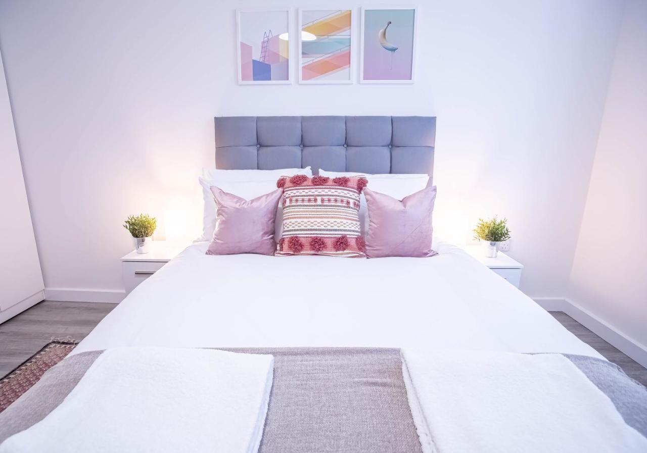 Luxury Apartments Available Next To Train Station - The Wallgate Apartments Wigan - Free Parking Extérieur photo