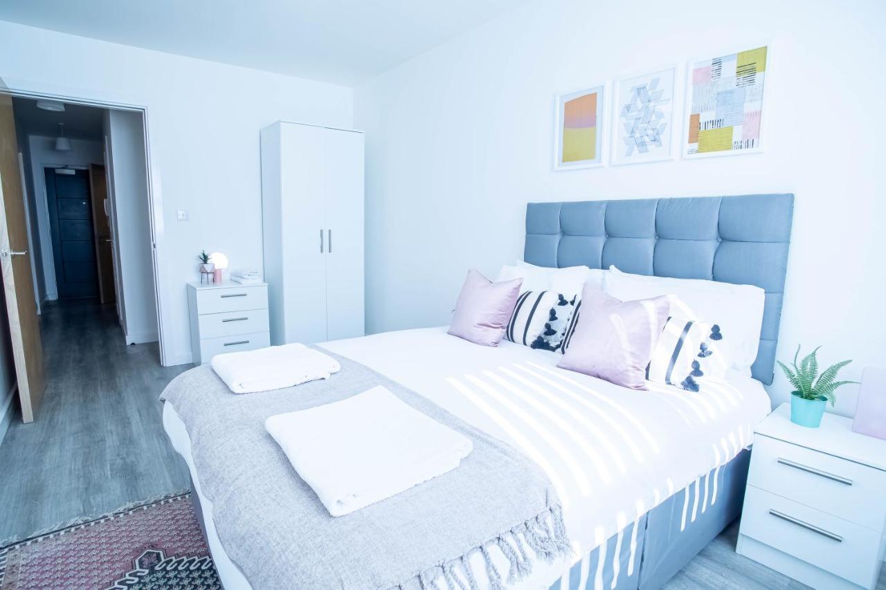 Luxury Apartments Available Next To Train Station - The Wallgate Apartments Wigan - Free Parking Extérieur photo